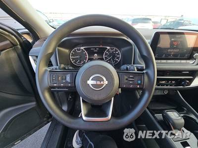 2023 Nissan SV - zdjęcie 10 z 37 - miniatura