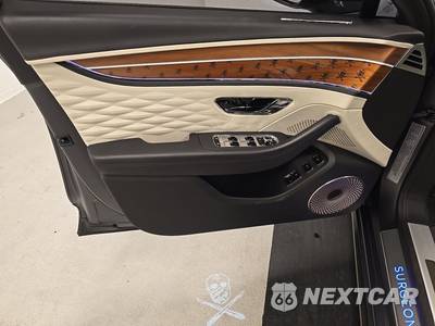 2022 Bentley Flying Spur V6 Hybrid - zdjęcie 9 z 25 - miniatura