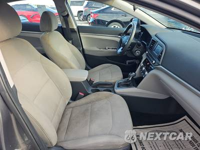 2020 Hyundai Elantra SE Sedan - zdjęcie 8 z 47 - miniatura