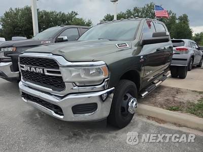 2020 Ram 3500 Tradesman Crew Cab Long Bed DRW