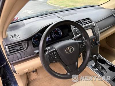 2017 Toyota Camry LE - zdjęcie 20 z 49 - miniatura
