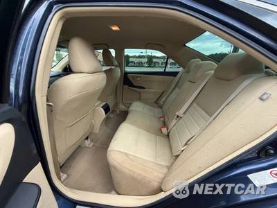 2017 Toyota Camry LE - zdjęcie 22 z 49 - miniatura