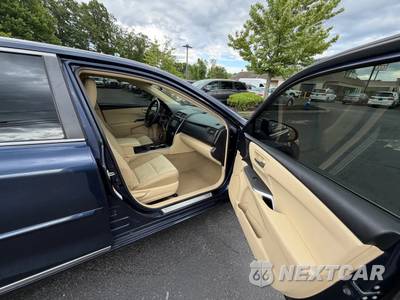 2017 Toyota Camry LE - zdjęcie 36 z 49 - miniatura