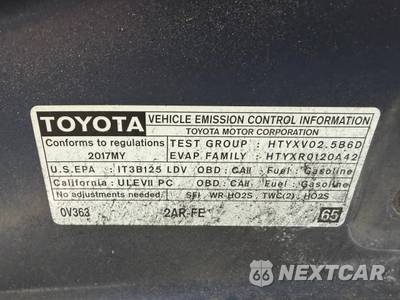 2017 Toyota Camry LE - zdjęcie 41 z 49 - miniatura