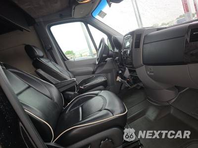 2014 Mercedes-Benz Sprinter 3500 Cargo Van DRW High Roof 170.3" WB - zdjęcie 8 z 41 - miniatura