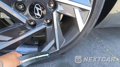 2025 Hyundai Elantra Hybrid SEL Sport - zdjęcie 25 z 28 - miniatura