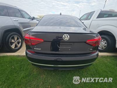 2018 Volkswagen Passat 2.0T R-Line - zdjęcie 16 z 18 - miniatura