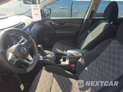 2021 Nissan Rogue Sport SV - zdjęcie 7 z 34 - miniatura