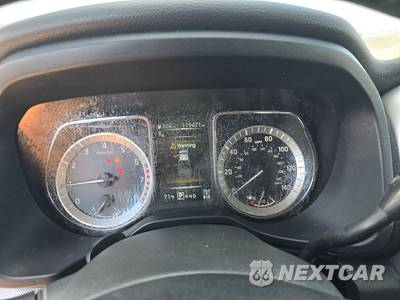 2017 Nissan TITAN PRO-4X Crew Cab Short Bed - zdjęcie 12 z 52 - miniatura