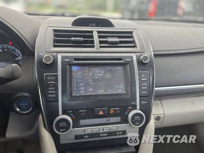 2013 Toyota XLE - zdjęcie 33 z 72 - miniatura
