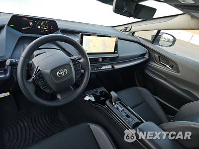 2026 Toyota Prius Limited - zdjęcie 11 z 19 - miniatura