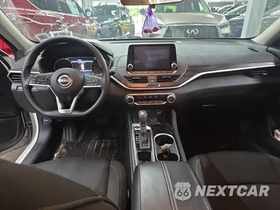 2023 Nissan Altima SV - zdjęcie 12 z 33 - miniatura
