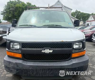 2009 Chevrolet Express 2500 Cargo Van 1WT 135.0" WB