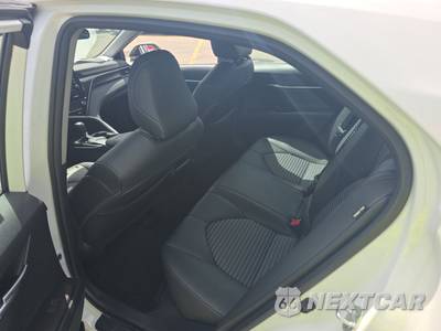 2023 Toyota Camry SE - zdjęcie 13 z 19 - miniatura
