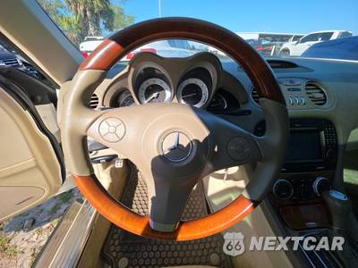 2009 Mercedes-Benz SL 550 Convertible - zdjęcie 10 z 17 - miniatura