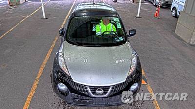 2011 Nissan JUKE SV - zdjęcie 2 z 41 - miniatura