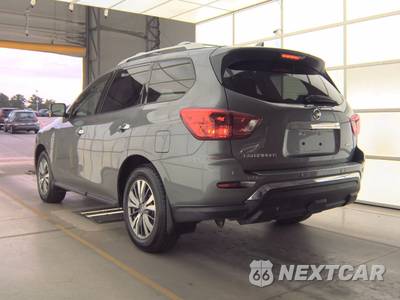 2020 Nissan Pathfinder S - zdjęcie 6 z 18 - miniatura