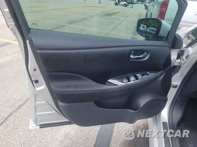 2024 Nissan LEAF S - zdjęcie 9 z 18 - miniatura