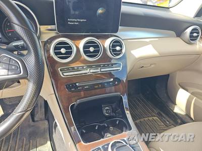 2017 Mercedes-Benz GLC 300 4MATIC - zdjęcie 11 z 17 - miniatura