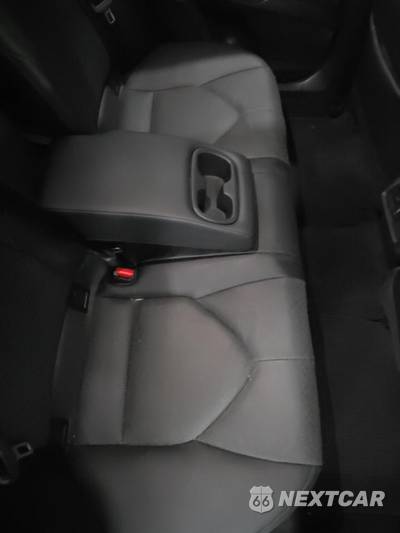 2022 Toyota Camry Hybrid XLE - zdjęcie 17 z 20 - miniatura