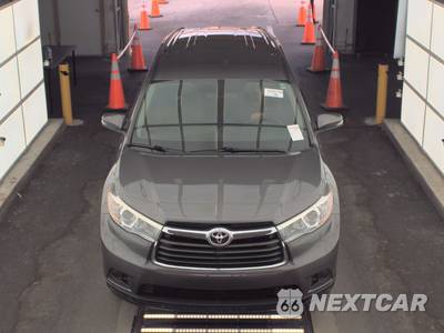 2016 Toyota Highlander LE - zdjęcie 2 z 26 - miniatura