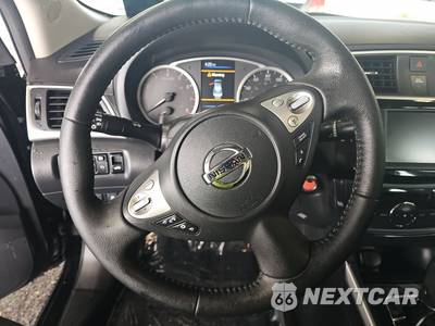 2019 Nissan Sentra SR - zdjęcie 10 z 25 - miniatura