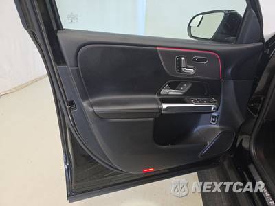 2022 Mercedes-Benz GLB 250 - zdjęcie 9 z 19 - miniatura