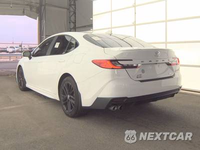 2025 Toyota Camry SE - zdjęcie 6 z 22 - miniatura