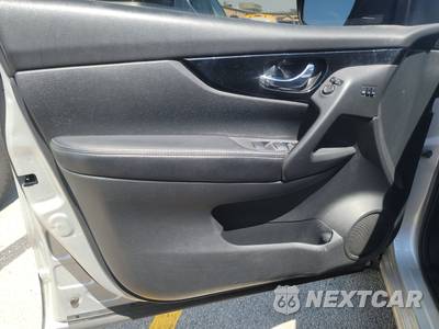 2021 Nissan Rogue Sport SL - zdjęcie 9 z 31 - miniatura