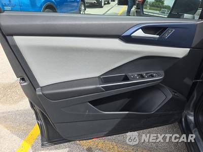2023 Volkswagen Taos SE - zdjęcie 9 z 24 - miniatura