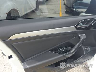 2021 Volkswagen Jetta R-Line - zdjęcie 17 z 19 - miniatura