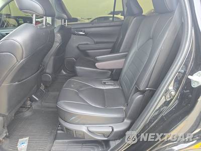 2024 Toyota Highlander XLE - zdjęcie 13 z 23 - miniatura