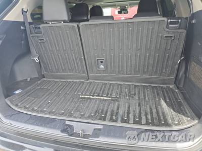 2024 Toyota Highlander XLE - zdjęcie 17 z 23 - miniatura