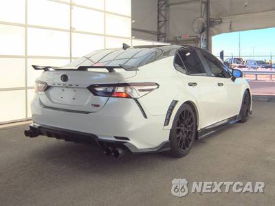 2020 Toyota Camry TRD - zdjęcie 4 z 25 - miniatura