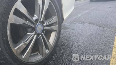 2016 Mercedes-Benz E 350 Sport Sedan - zdjęcie 28 z 41 - miniatura