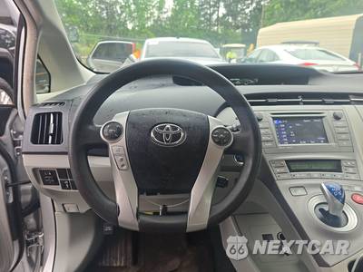 2015 Toyota Prius Three - zdjęcie 10 z 30 - miniatura