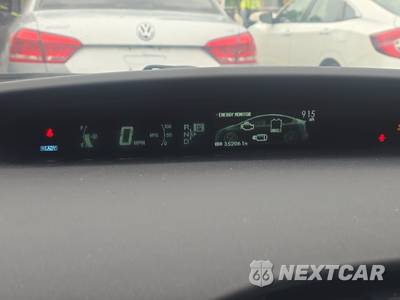 2015 Toyota Prius Three - zdjęcie 12 z 30 - miniatura