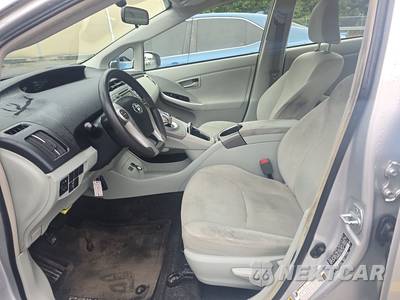 2015 Toyota Prius Three - zdjęcie 7 z 30 - miniatura