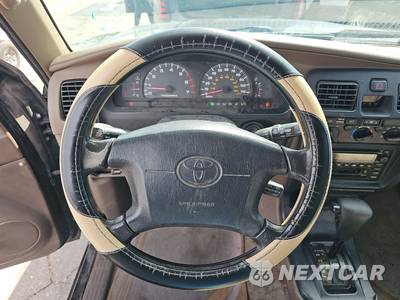 2001 Toyota 4Runner SR5 - zdjęcie 10 z 48 - miniatura