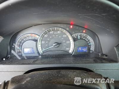 2012 Toyota Camry SE - zdjęcie 12 z 17 - miniatura