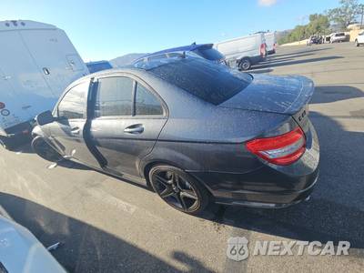 2009 Mercedes-Benz AMG C 63 - zdjęcie 6 z 44 - miniatura