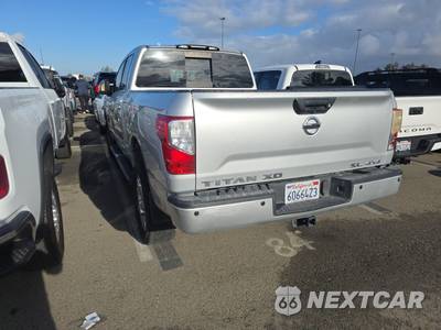 2017 Nissan TITAN XD SL Crew Cab Medium Bed - zdjęcie 6 z 40 - miniatura