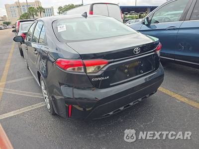 2021 Toyota Corolla LE Sedan - zdjęcie 6 z 18 - miniatura