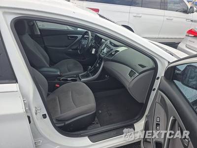 2014 Hyundai SE - zdjęcie 8 z 18 - miniatura
