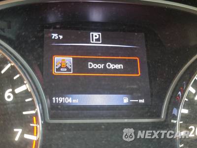2017 Nissan Pathfinder S - zdjęcie 12 z 17 - miniatura