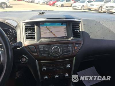 2017 Nissan Pathfinder Platinum - zdjęcie 5 z 10 - miniatura
