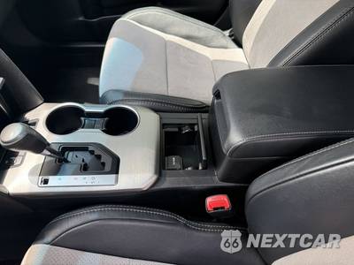 2013 Toyota Camry SE - zdjęcie 11 z 23 - miniatura