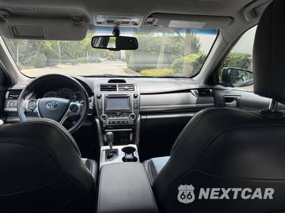 2013 Toyota Camry SE - zdjęcie 15 z 23 - miniatura