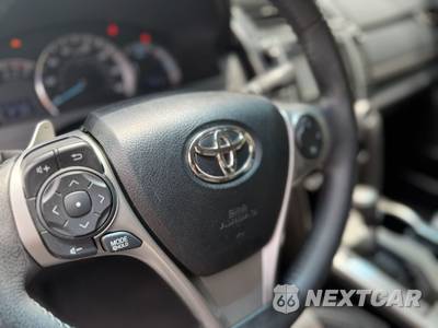 2013 Toyota Camry SE - zdjęcie 16 z 23 - miniatura
