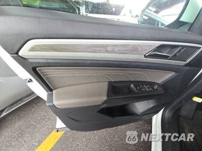 2022 Volkswagen Atlas Cross Sport 2.0T SE - zdjęcie 9 z 33 - miniatura